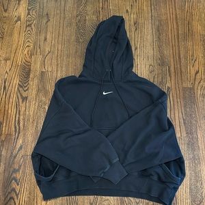 Black Nike Pullover Hoodie.